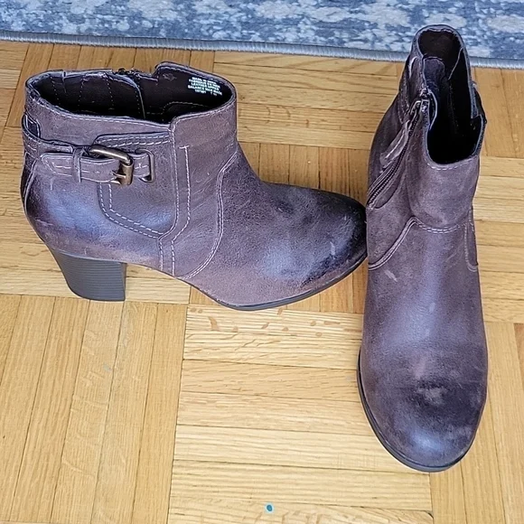 Nwot ROCKPORT Booties US 7.5 - Picture 2 of 6